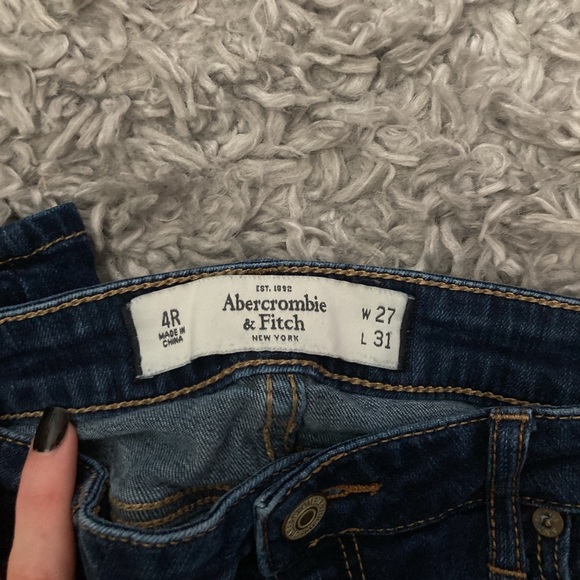 Jeans - Picture 2 of 2